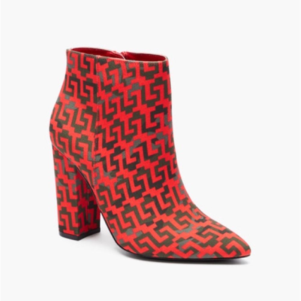 Red Zigzag Pattern Block Heel Pointy Toe Bootie in Red Logo